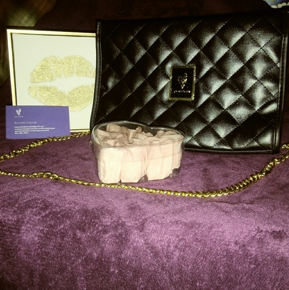 Younique Collection bag *brand new*